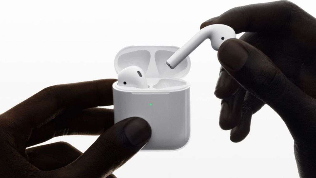 Next-generation 'AirPods Pro' might come in two sizes