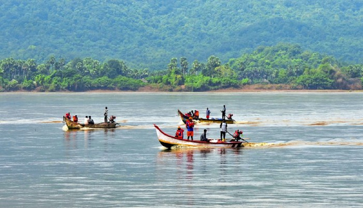 Boat services in Andhra Pradesh to resume following full-fledged fitness check, flood levels