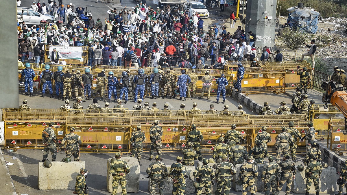 Delhi borders shut as farmers stage sit-in protest: Check alternative routes