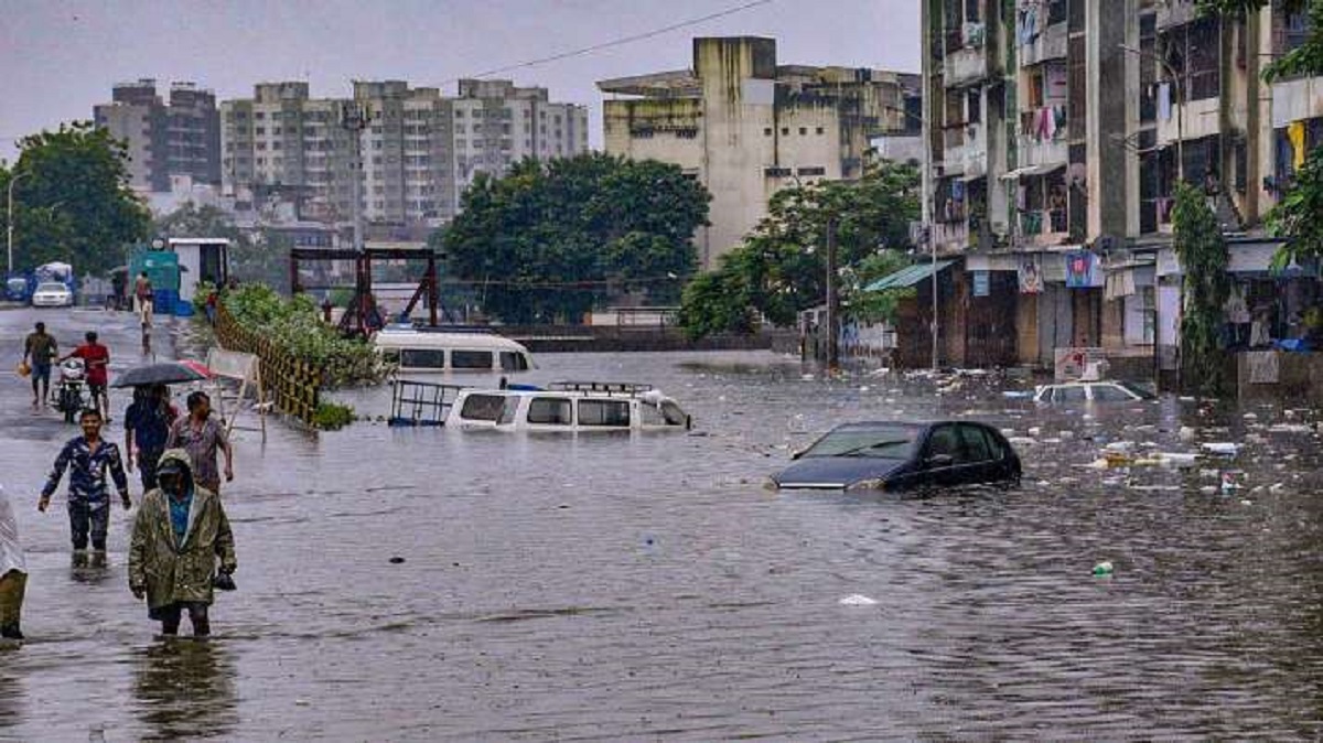 Estimate damages worth Rs 8k crore in Andhra due to floods, heavy rains