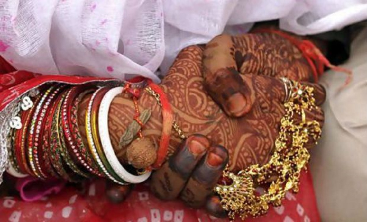 Karnataka to soon bring law to ban marriages involving religious conversion