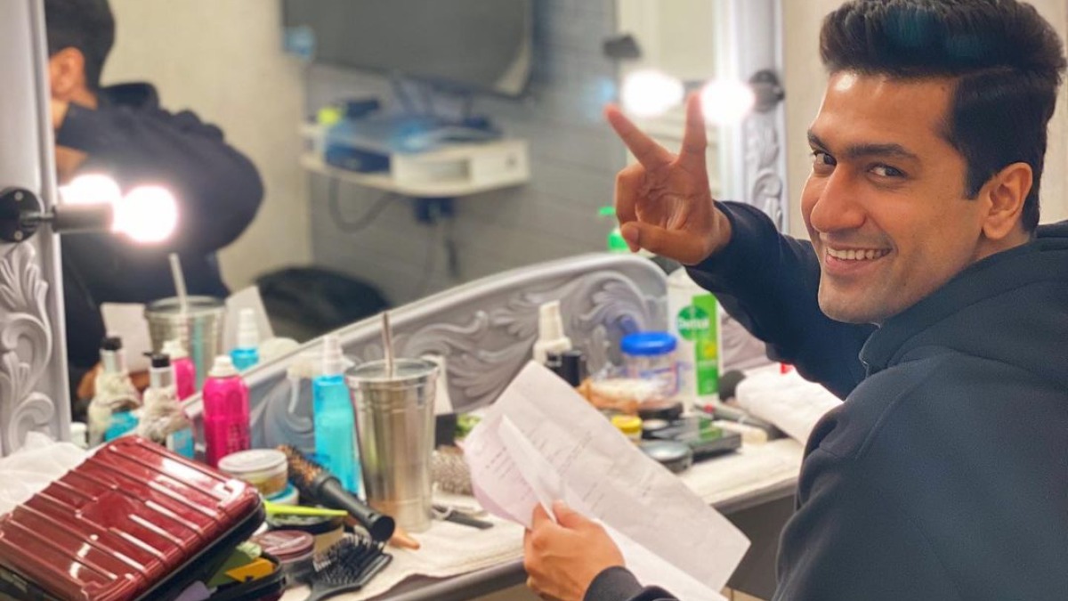 Vicky Kaushal is back on set, drops a photo with script in hand – India TV