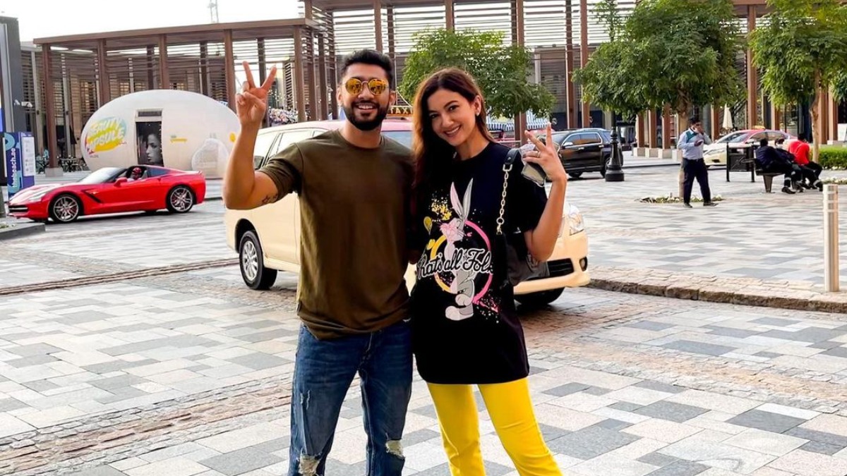 Zaid Darbar, Gauahar Khan enjoy romantic mini vacation in Dubai | Photos go viral