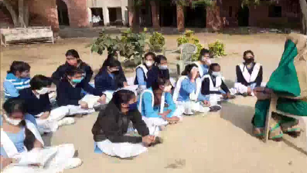 Haryana: 72 students of 12 govt schools test positive for coronavirus in Rewari