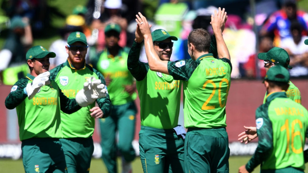 South Africa player tests positive for COVID-19 ahead of England series; 3 put in isolation