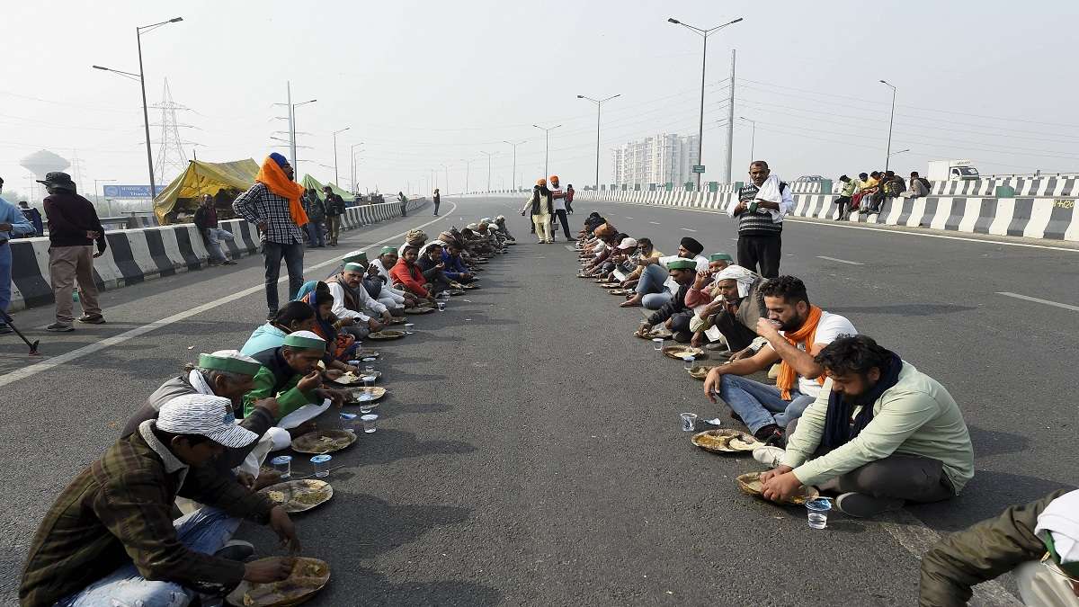 Plea in SC seeks immediate removal of farmers from major Delhi entry points