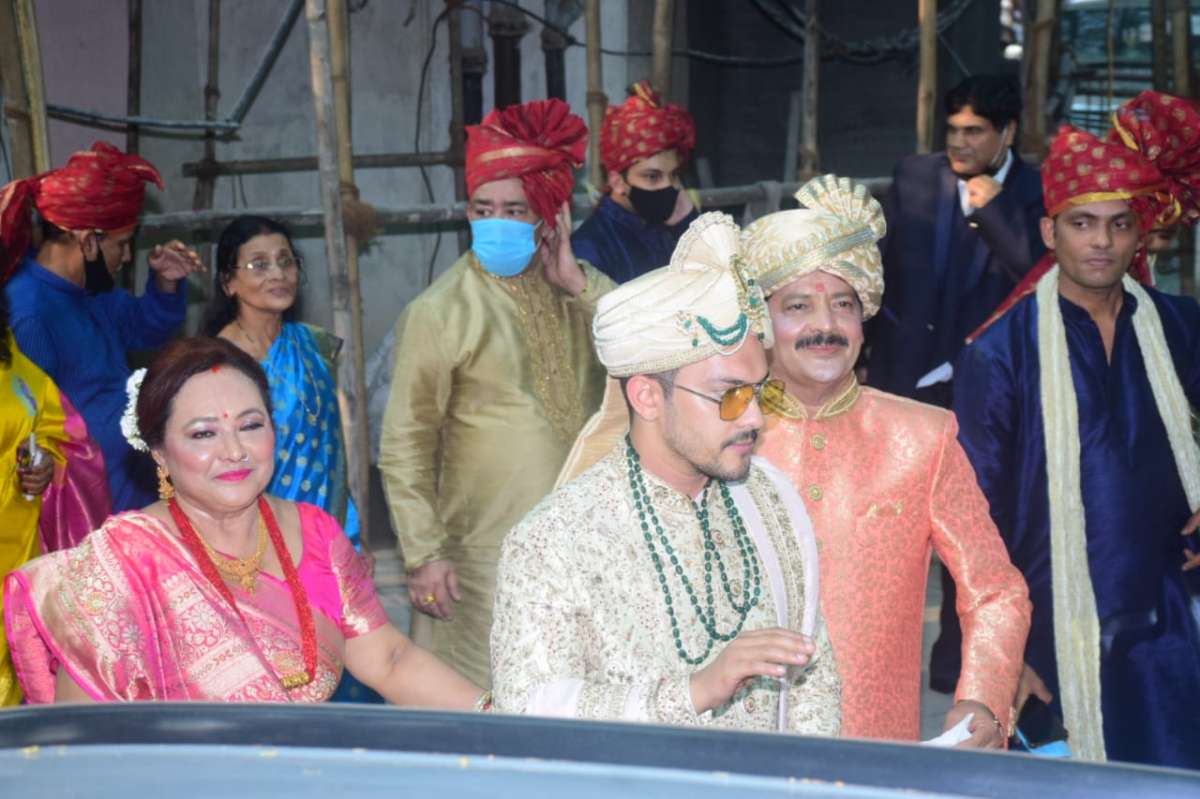 Did you know Aditya Narayan had an oops moment during wedding? Know what happened with his Pyjama | Celebrities News – India TV Did you know Aditya Narayan had an oops moment during wedding? Know what happened with his Pyjama | Celebrities News – India TV