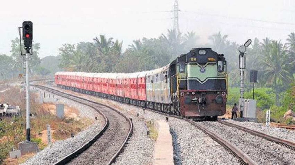 Railways allows e-catering facility at selected stations