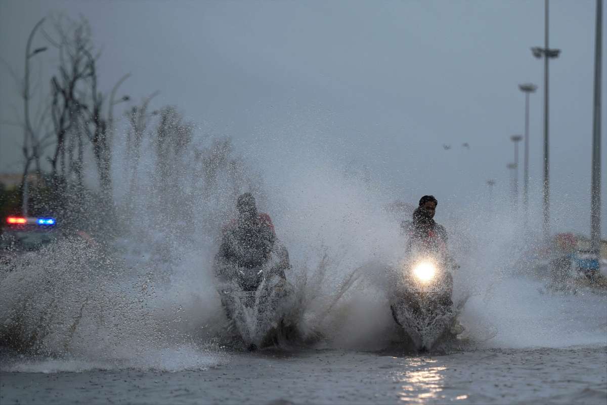 Heavy rains lash Chennai, surplus water from Chembarambakkam Reservoir to be released