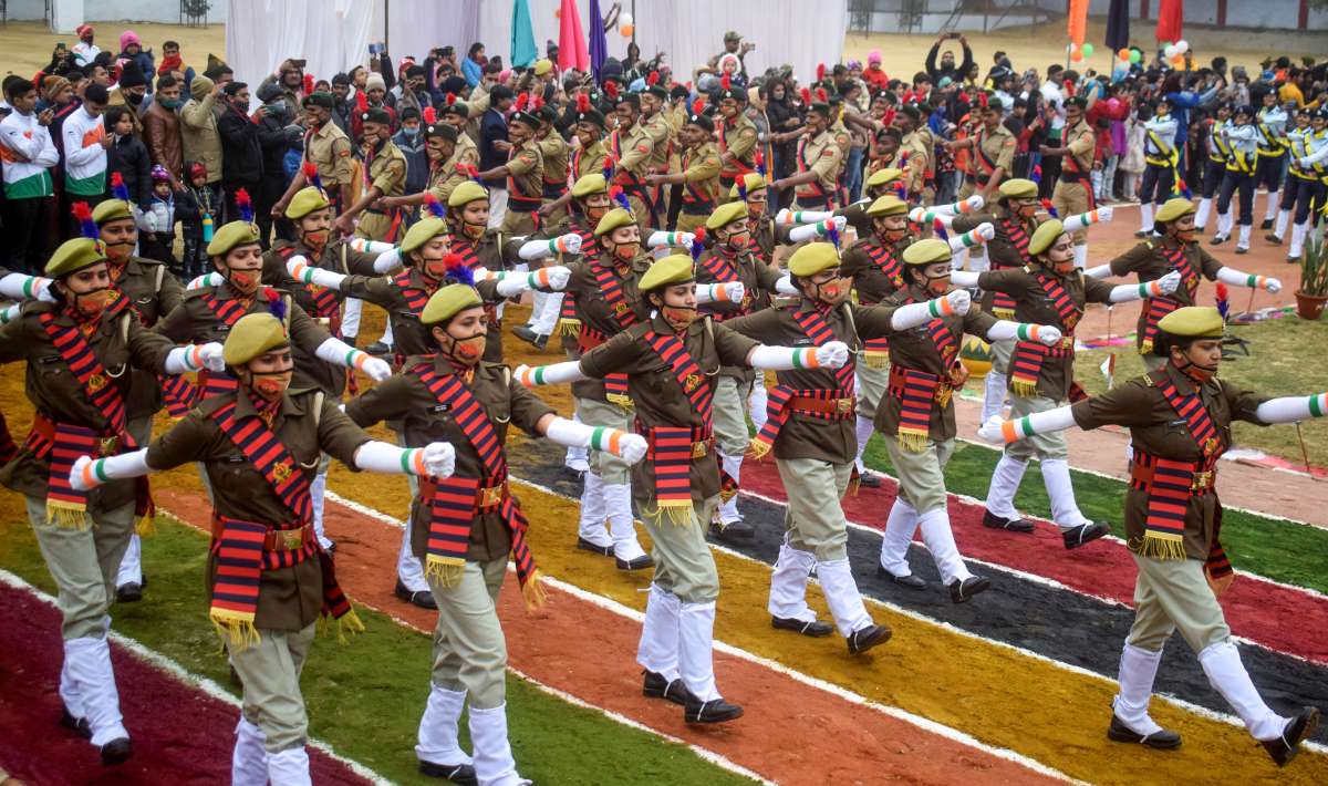 UP Police Recruitment 2023: UPPRPB to recruit 52,699 Constables; Exam to held in hybrid mode