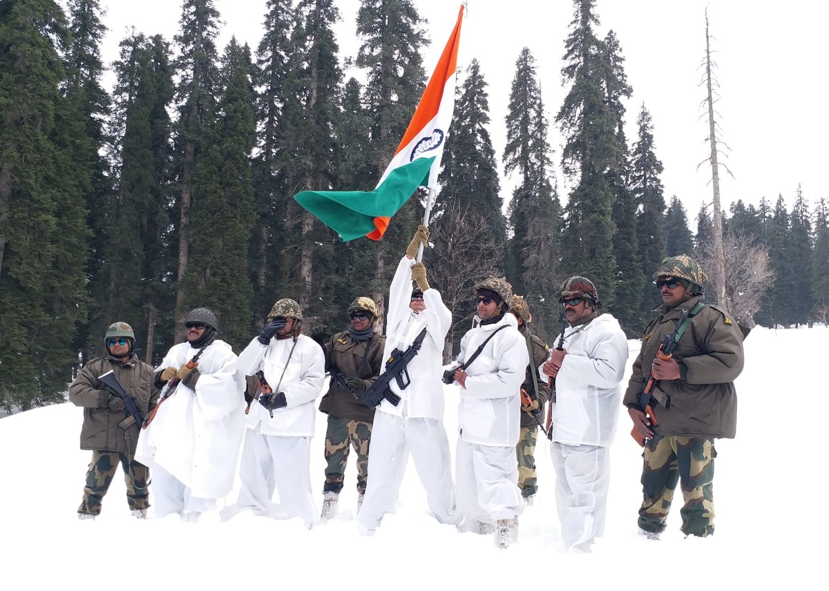 72nd-republic-day-2021-celebrations-bsf-minus-20-c-kashmir-india-tv