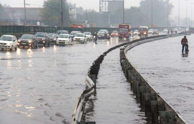 IMD predicts more rain, thunderstorm, hailstorm in north India till Tuesday