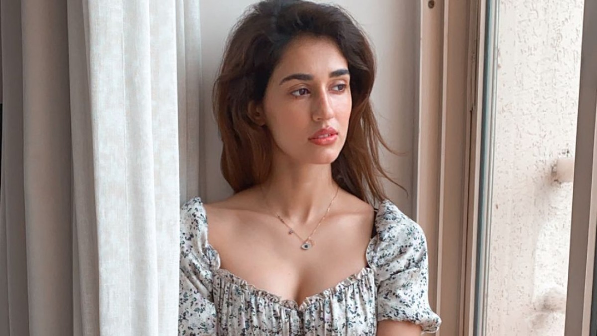 Disha Patani redefines fitness goals for fans, shares workout video – India  TV