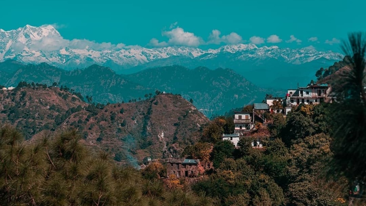 Best Places to Visit in Uttarakhand This Summer :- इस भीषण गर्मी में उत्तराखंड की इन कम भीड़ और शांत जगहों पर मिलेगा सुकून और ठंडक का अहसास !