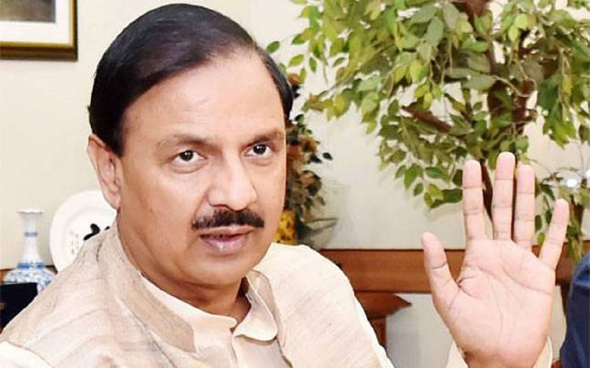 Ex-minister Mahesh Sharma becomes first public representative to get Covid vaccine