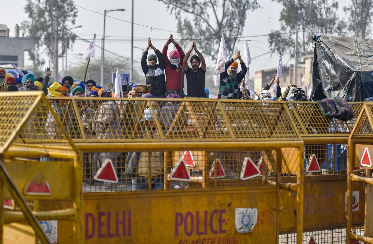 Protesting farmers hold 'Sadbhavna Diwas'; to observe day-long fast today; security enhanced