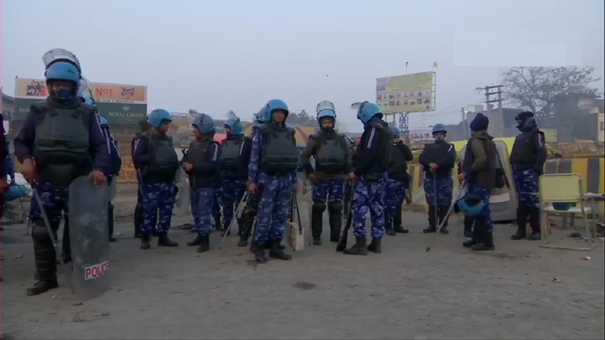 Farmers protests: Security heightened at Red Fort, Singhu border post tractor rally violence