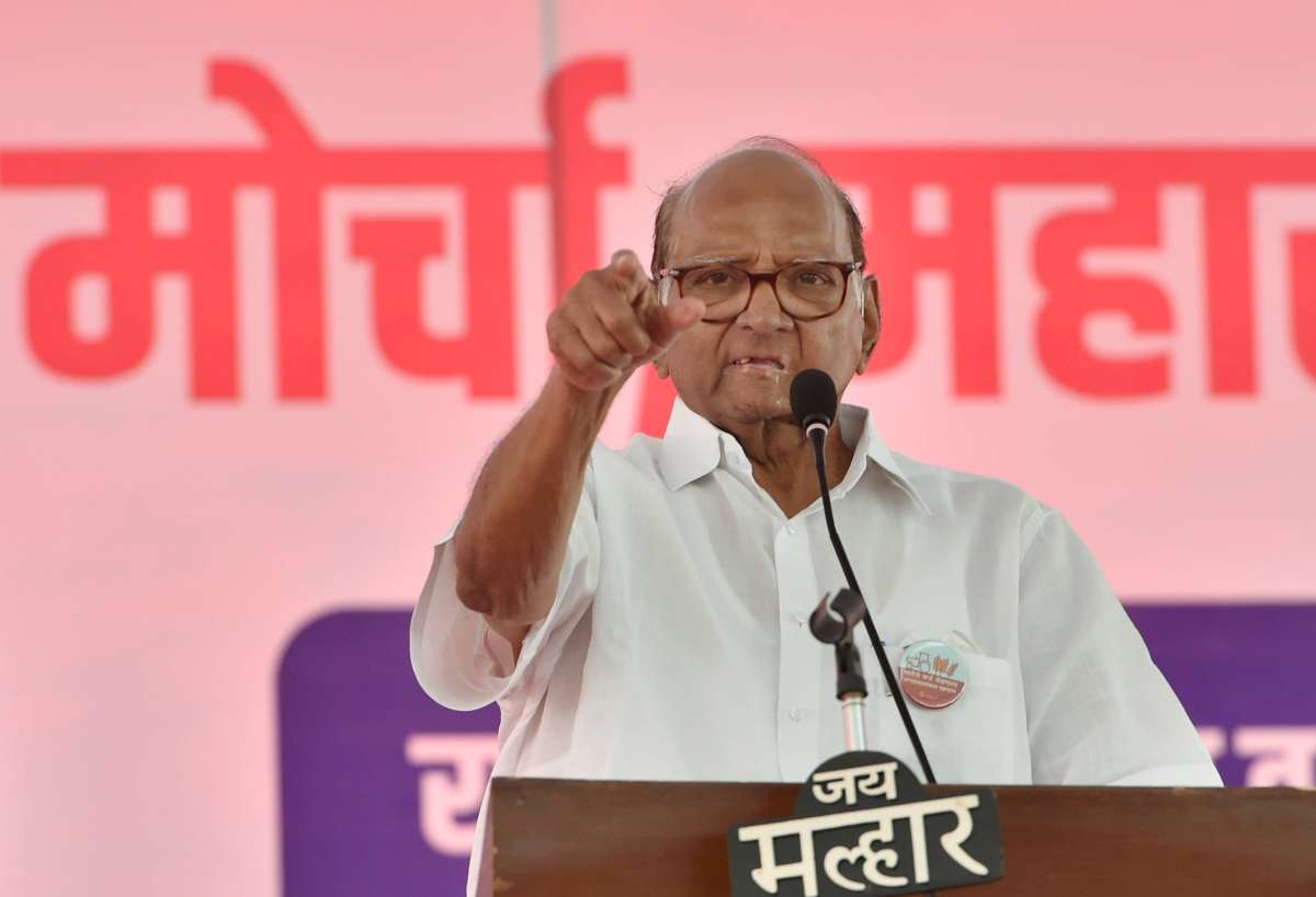 Appeal farmers to go back, shouldn't give any opportunity to govt to blame you: Sharad Pawar