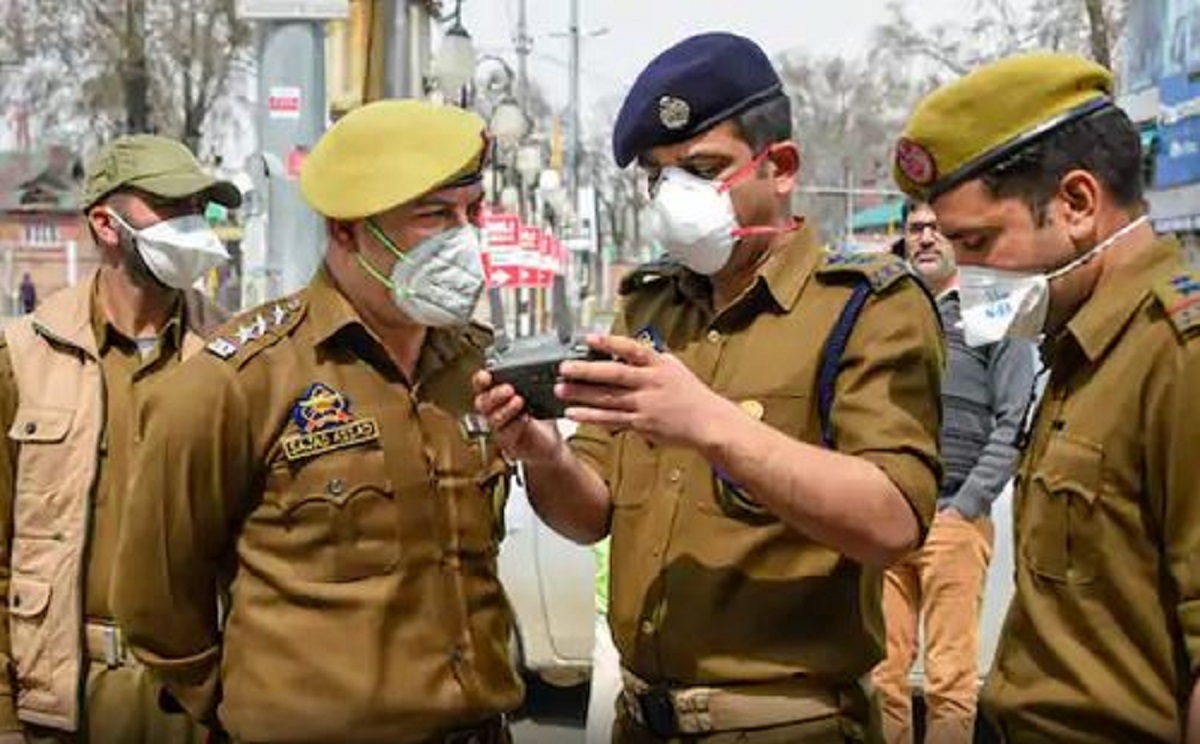 MP: Omkareshwar temple's donation box stolen; 5 cops suspended over negligence