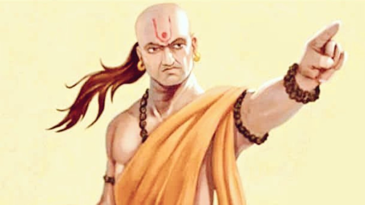 Chanakya Niti | Never make friends with people having THIS ...