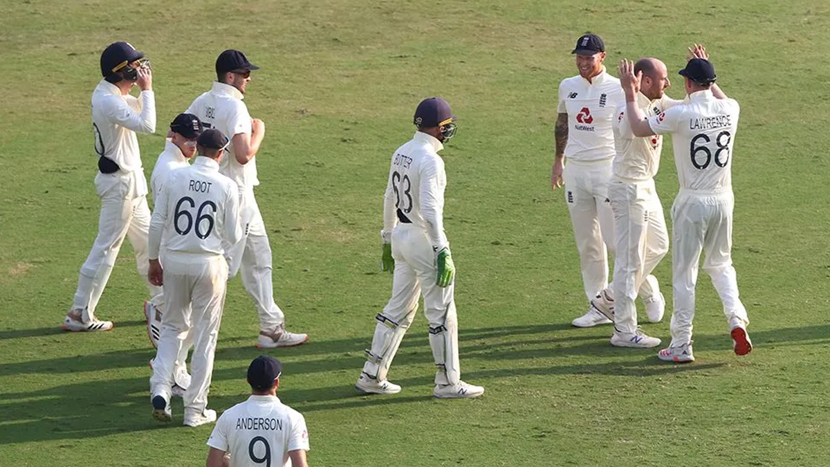 Ind Vs Eng 1st Test England Finish Day 4 On Top After India Lose Rohit Sharma Early Cricket News India Tv
