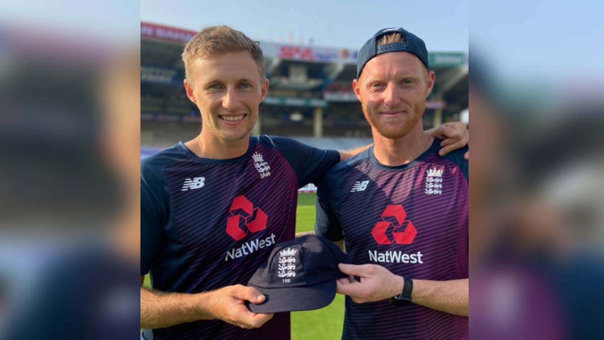 Ind Vs Eng 1st Test Day 1 Joe Root Receives Special Cap From Ben Stokes On Reaching 100 Tests Cricket News India Tv