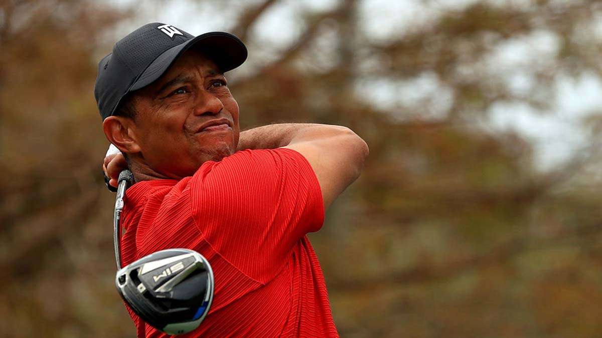 comminuted fracture tiger woods