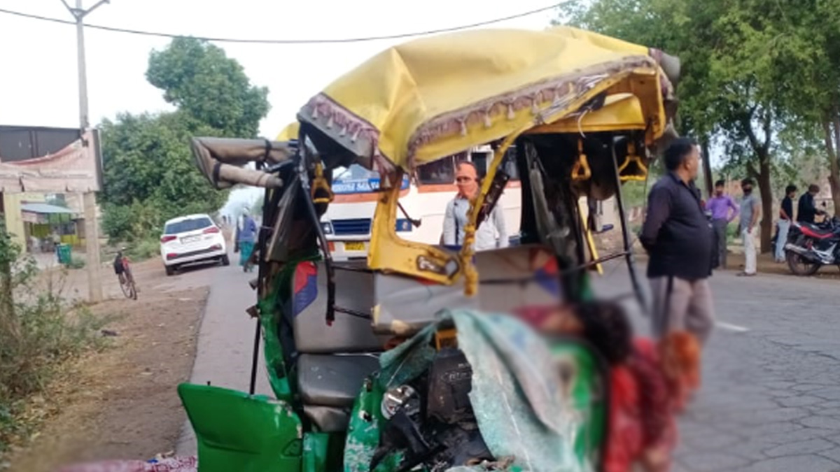 gwalior news car accident