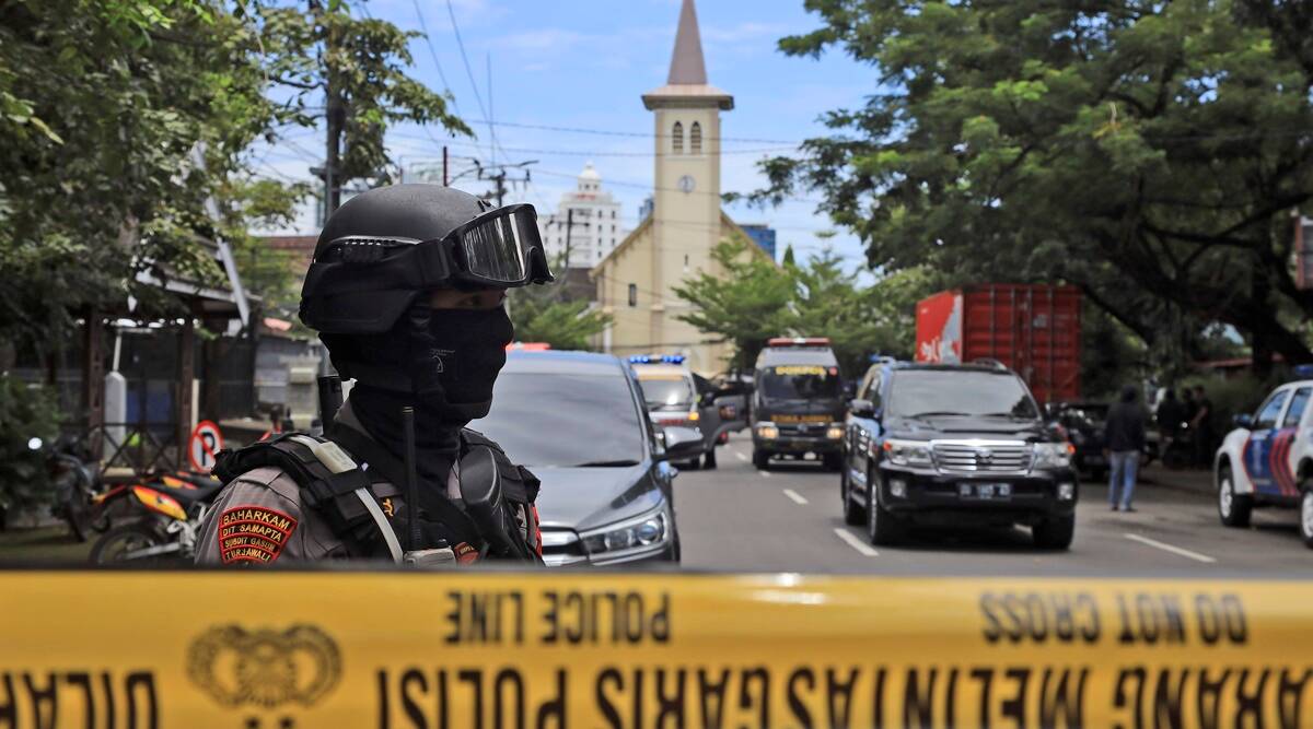 Suicide bomber targets mass in Indonesia, several hurt