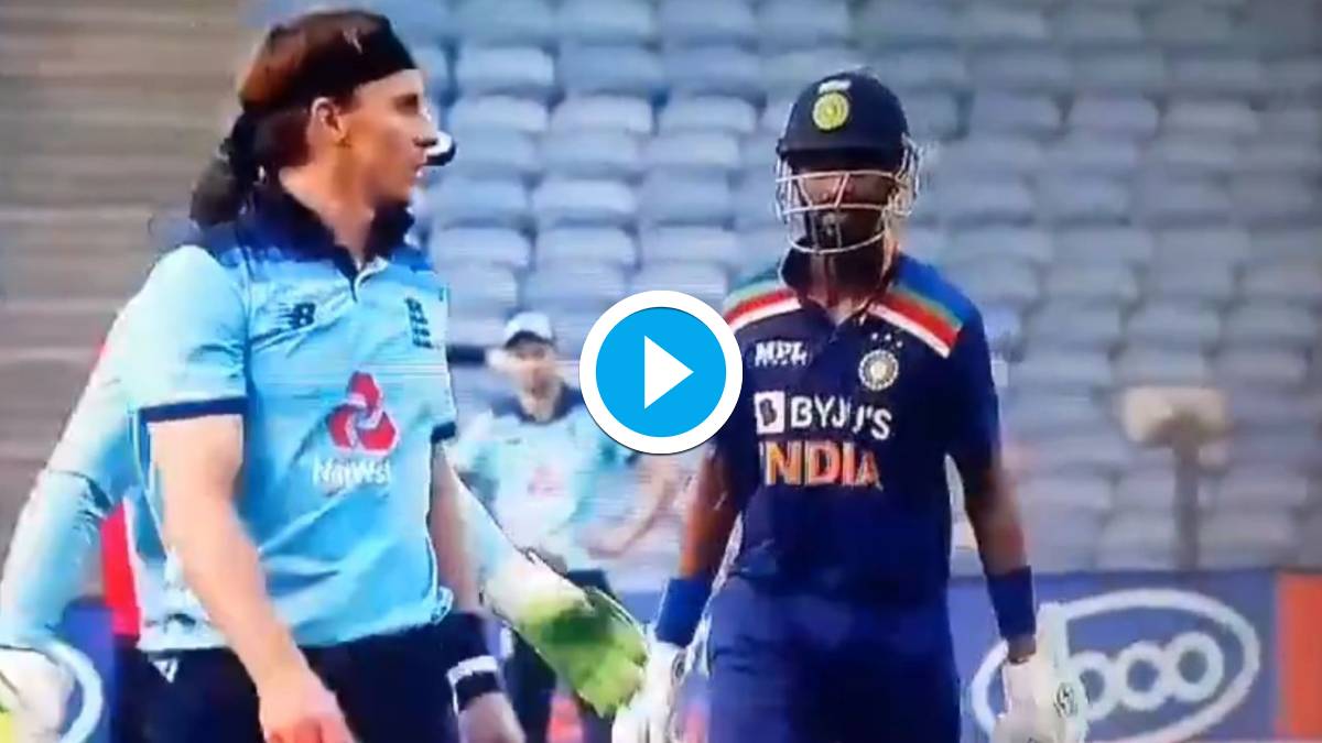 Ind Vs Eng Watch Perplexed Virat Kohli Looks On As Krunal Pandya And Tom Curran Fight India Tv 2582