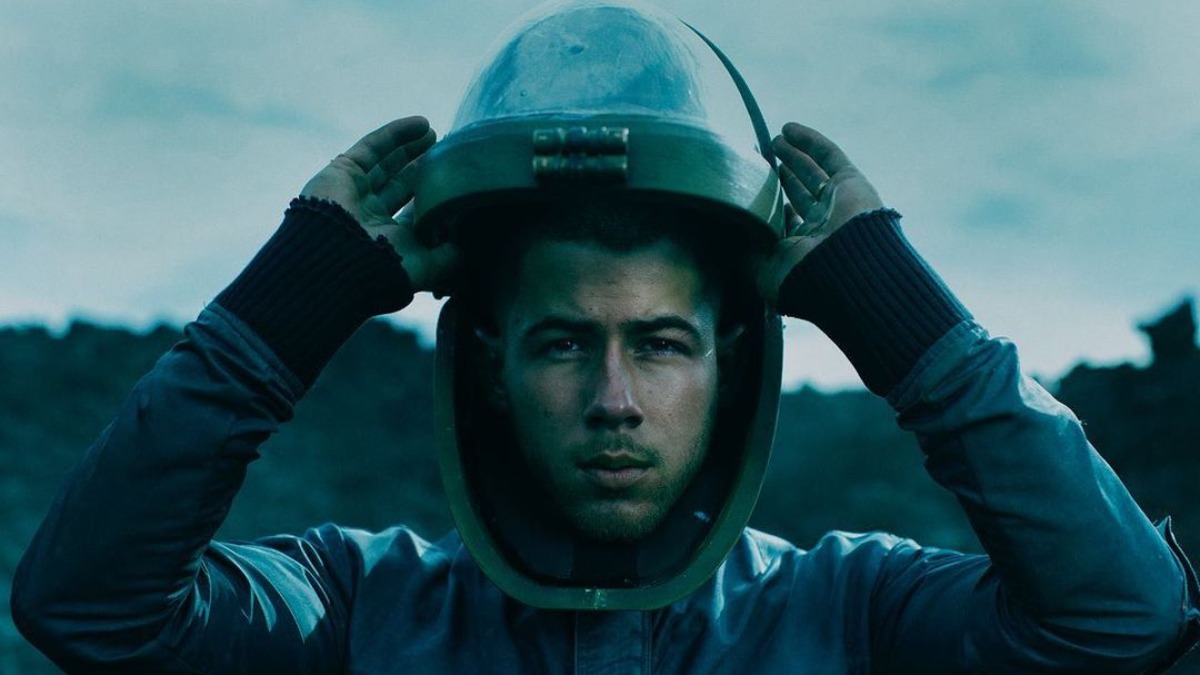 Nick Jonas drops deluxe version of his new album 'Spaceman'