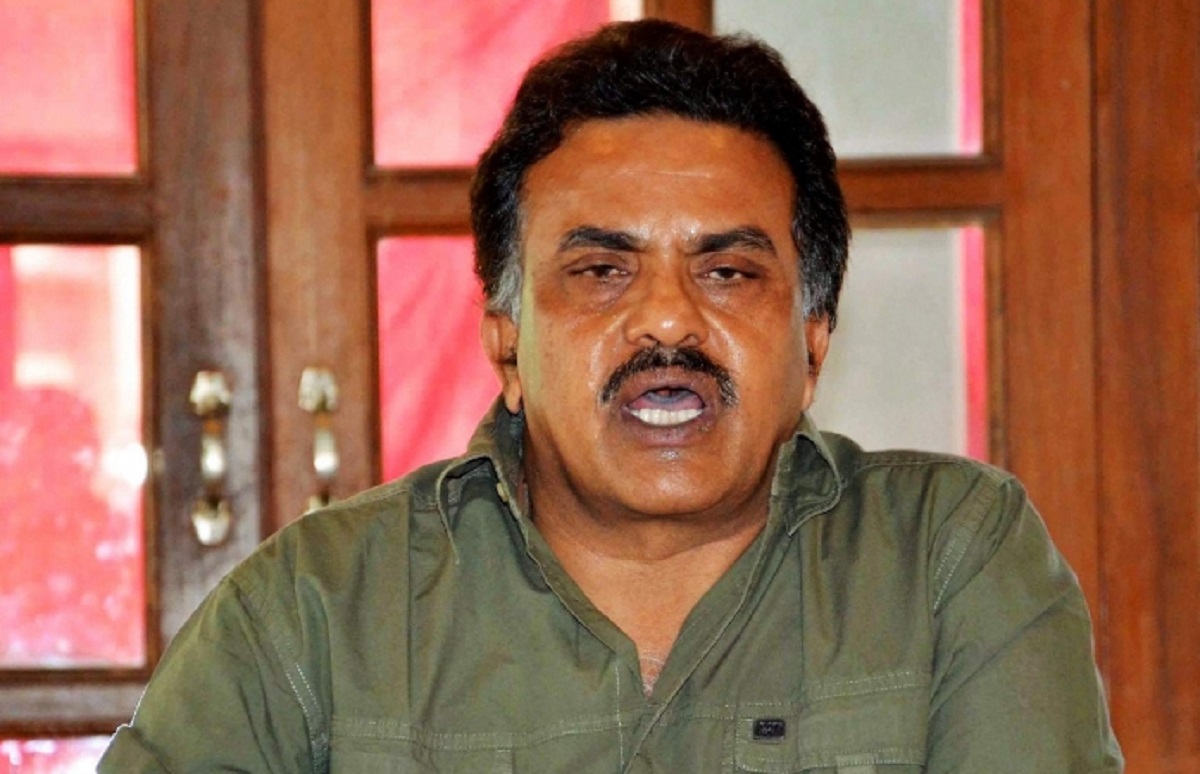 Congress must take stand on Param Bir's claim, says Sanjay Nirupam