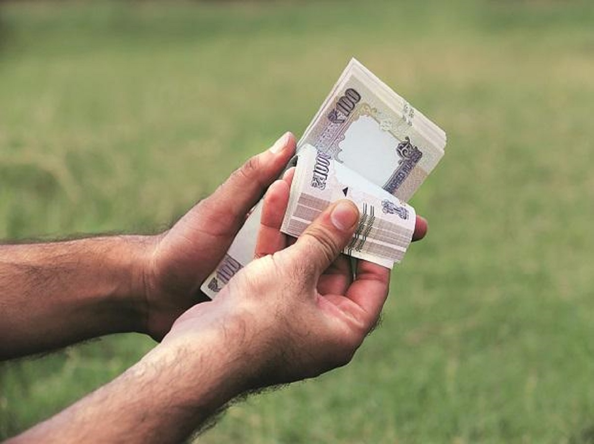 The pandemic has impacted the working capital management for companies and stretched top-500 listed companies' cash cycles by six days, a study by a consultancy firm said on Monday.