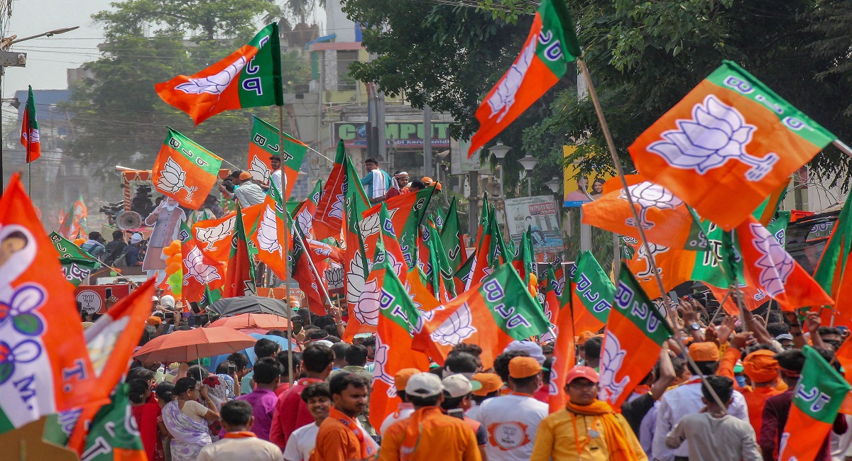 BJP Bengal campaign potho sabhas street corner meetings Amit Shah latest news updates | Elections News – India TV