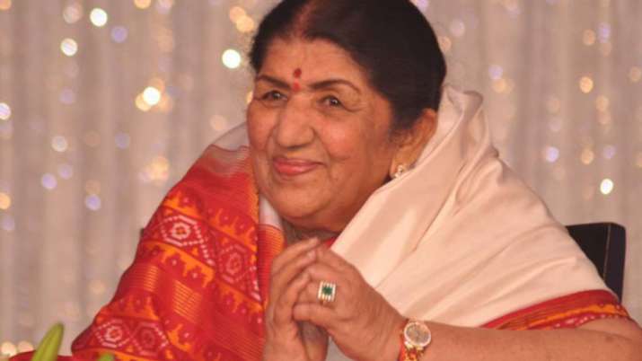 Lata Mangeshkar launches Marathi album on Gudi Padwa