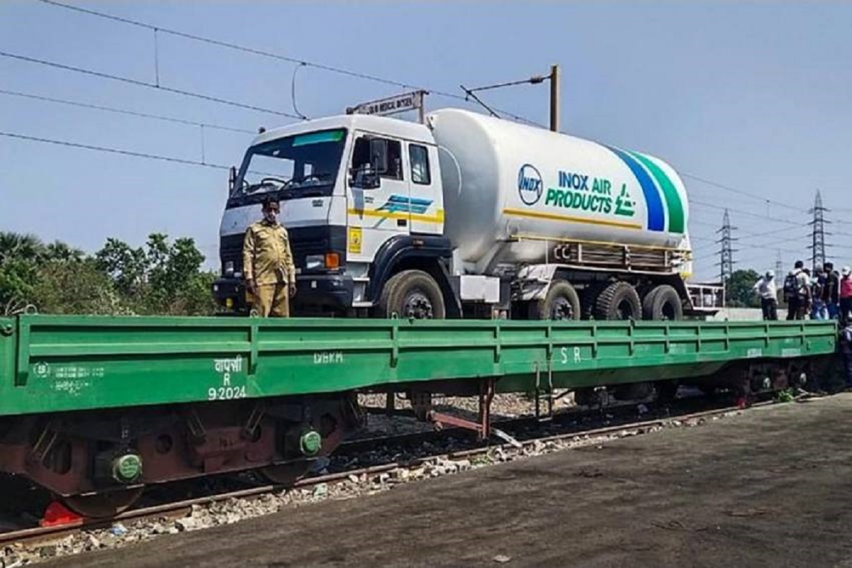 Oxygen Express train with 30,000 litres of liquid medical oxygen arrives in UP