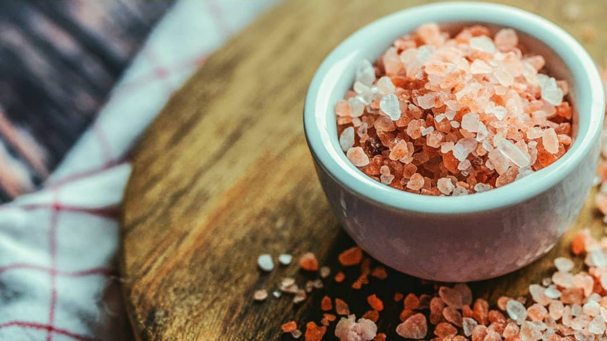 Pink Salt To Heal Your Body And Mind Here Re 4 Ways To Reap Benefits Pink News India Tv