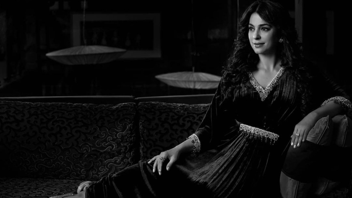 Juhi Chawla Ki Chudai Bur Ki Chudai Chudai Chudai Chudai Chudai Chudai - Juhi Chawla urges Maharashtrians to 'start chain of gratitude' amid COVID  pandemic | Celebrities News â€“ India TV
