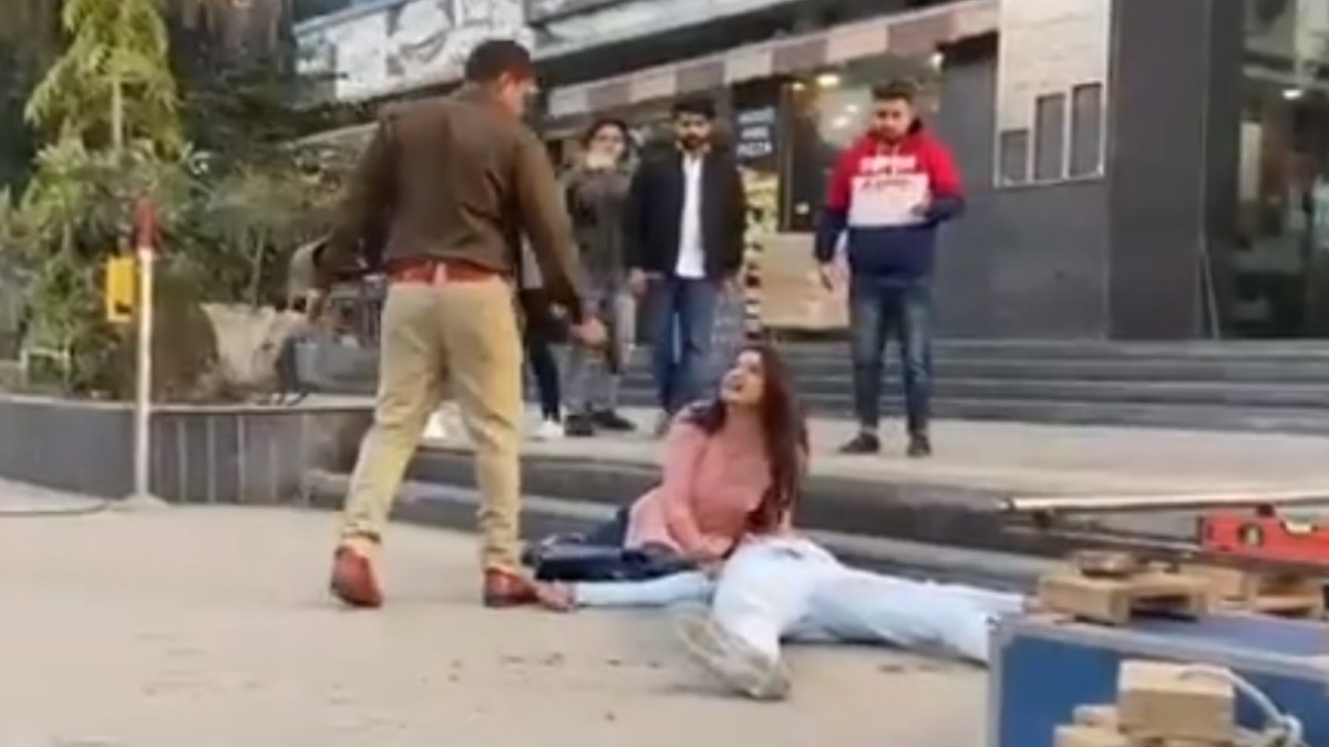 Kidneping X Video - Break the fake: Video of couple being shot by police from web series goes  viral as true incident | Trending News â€“ India TV
