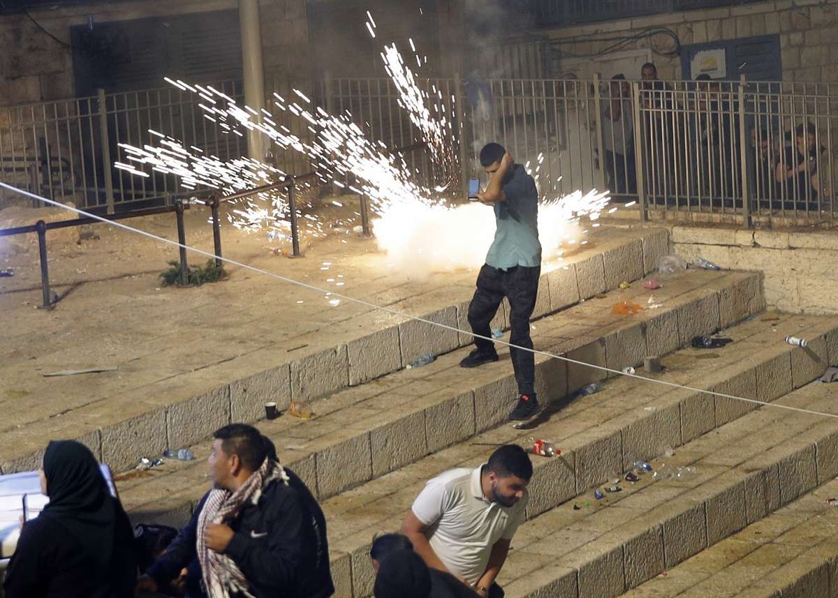 More Jerusalem clashes on eve of contentious Israeli parade