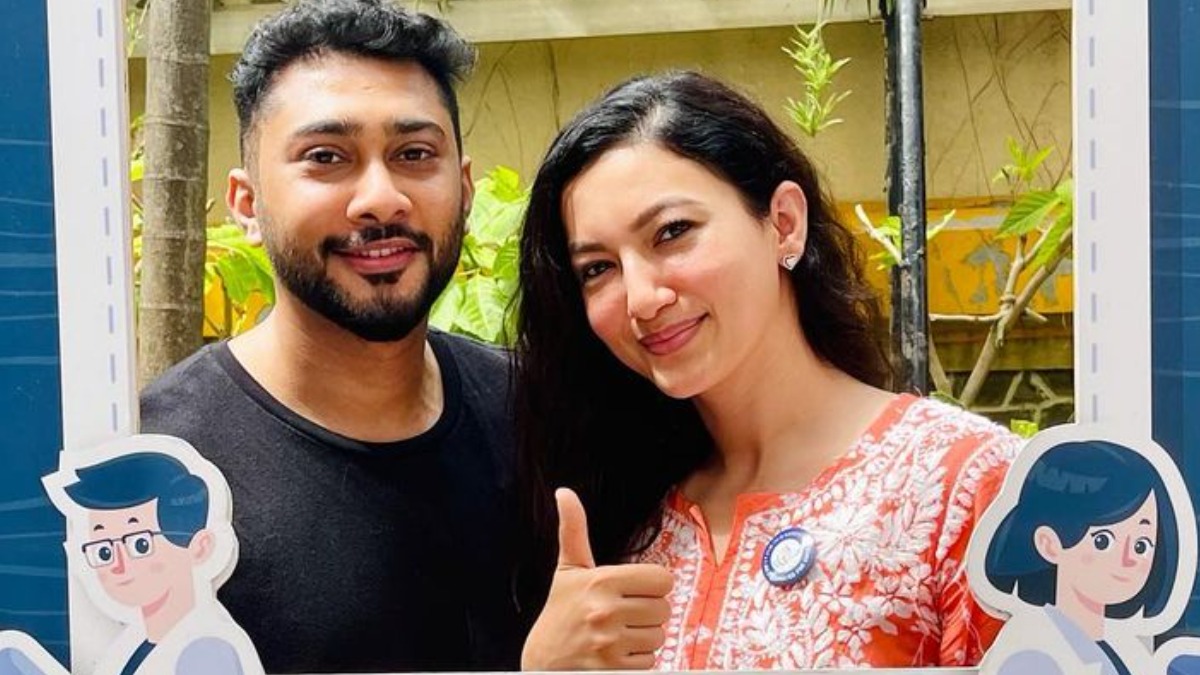 COVID19: Gauahar Khan urges all to get vaccinated, reminds of staff's inoculation too