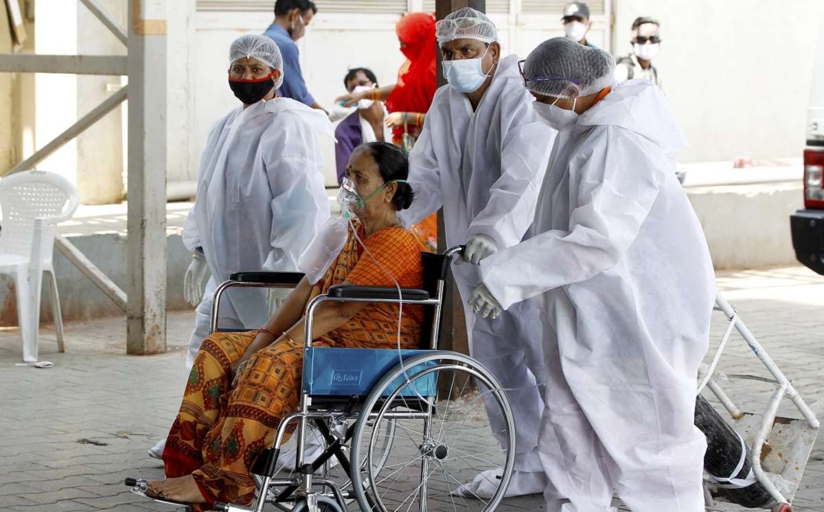 India records 2,22,315 fresh COVID cases; over 3 lakh recoveries in 24 ...