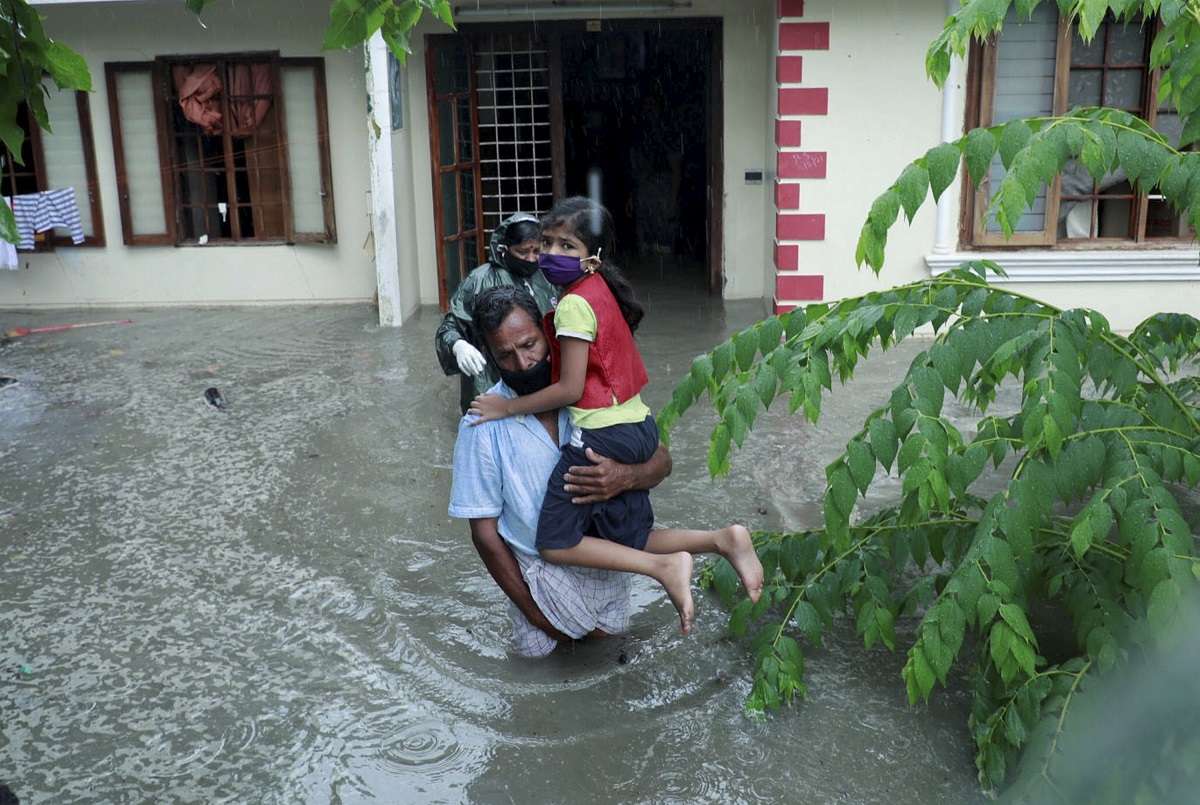 Houses damaged, cracks develop in Valiyathura sea bridge as rain continues to batter Kerala