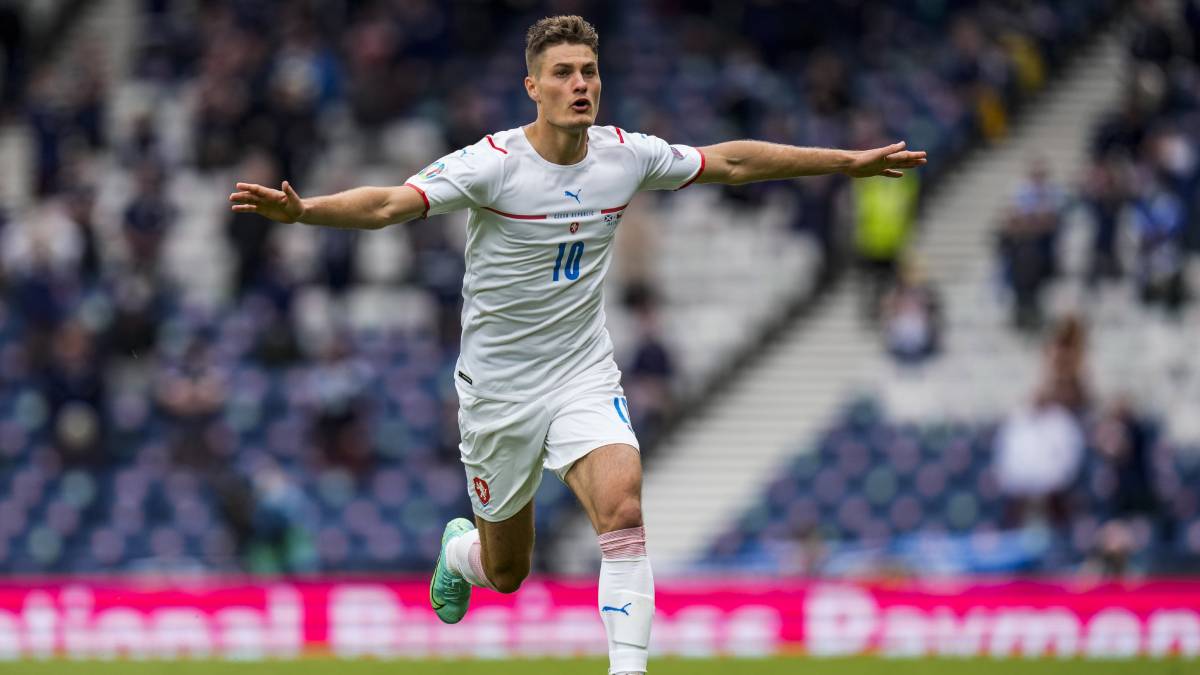 Patrik Schick scores from way out, Czech Republic beat Scotland at Euro 2020