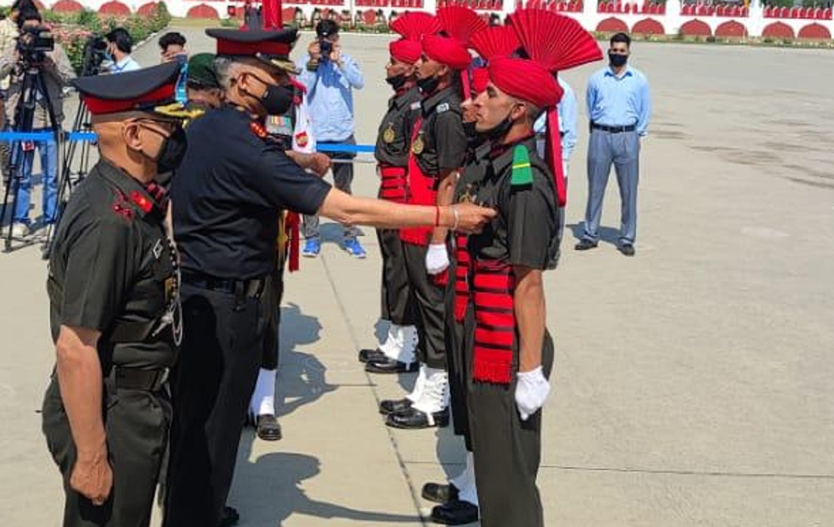 Over 600 young recruits of JAKLI graduate as soldiers of Indian Army