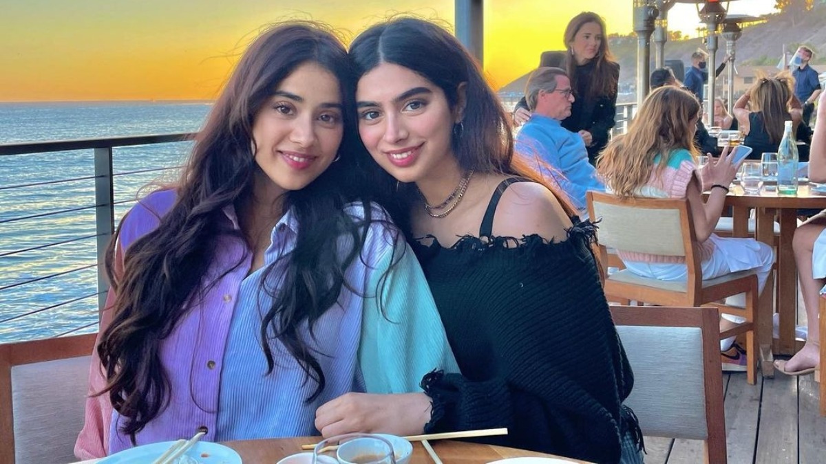 Khushi Kapoor 'sometimes loves' Janhvi Kapoor, shares awwdorable pic with Roohi actress