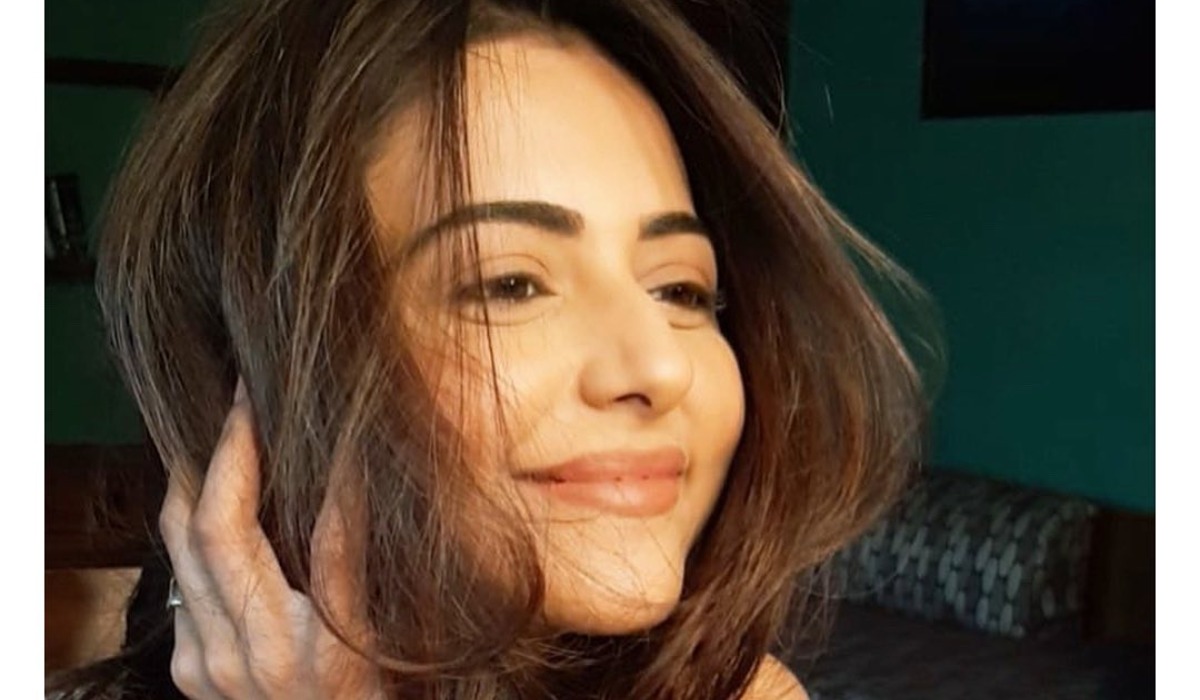 Rakul Preet Singh shares stunning picture, says 'can't wait to get back on set'