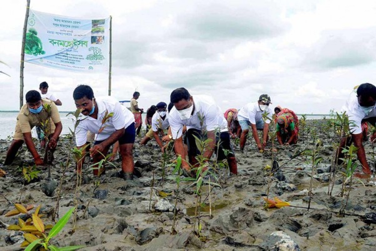 Goa to add 100 waterholes in forests, plant 5 lakh fruit trees