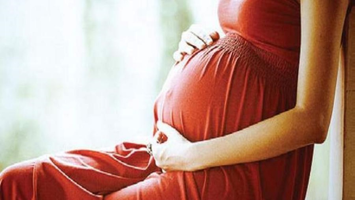 Pregnant woman moves Delhi HC for inclusion in COVID vaccination drive on priority