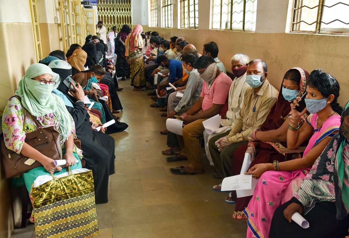 The&nbsp;Uttar&nbsp;Pradesh government has intensified preparations to foil a possible third wave.